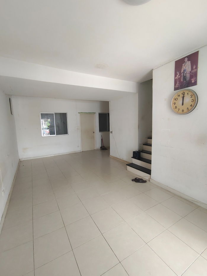 picture Townhouse for sale in Pruksa 63/1, Pathum Thani [For sale by owner] - 7/19