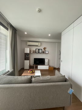 For rent, Nimmana Condominium, only 18000 baht per month, Tell (0955752068 Khun Chompoo)