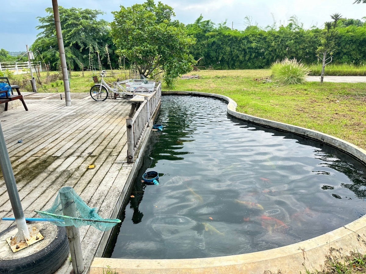 picture Land with Buildings for Sale – Total Area 2 Rai 2 Ngan 37 Sq. Wah, Near Huai Chak Nok Reservoir, Bang Lamung - 8/15
