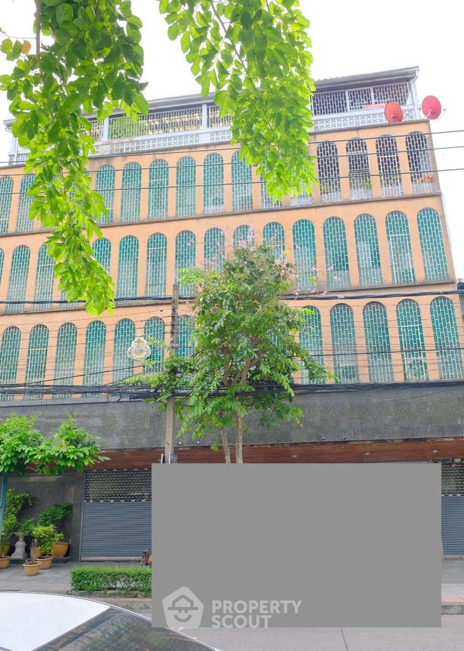 picture 6-BR House near BTS Krung Thon Buri (ID 1353162) - 2/10