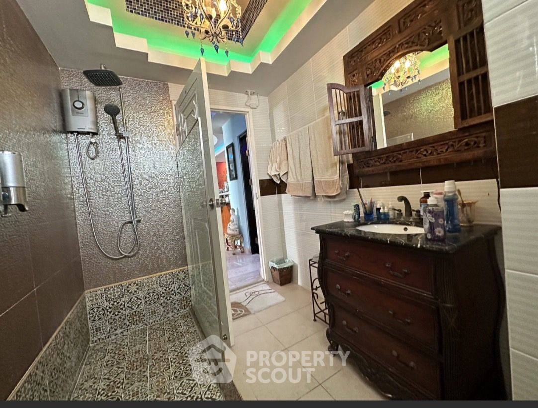 picture 2-BR Condo at Jomtien Complex Condotel close to Jomtien Beach (ID 2256323) - 20/30