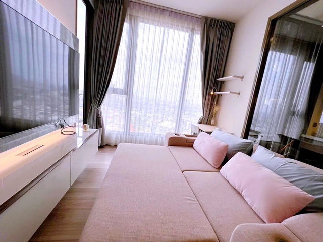 picture for rent Rhythm Charoenkrung Pavilion 23rd fl. BTS SaphanTaksin. 1km. Condominium near Shrewsbury In - 2/8