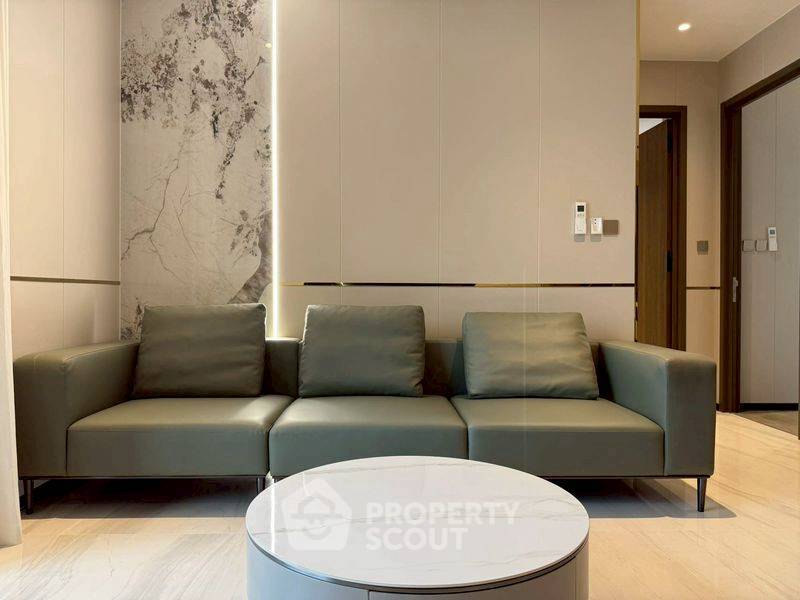picture 3-BR Condo at Supalai Icon Sathon near MRT Si Lom (ID 2255055) - 3/13