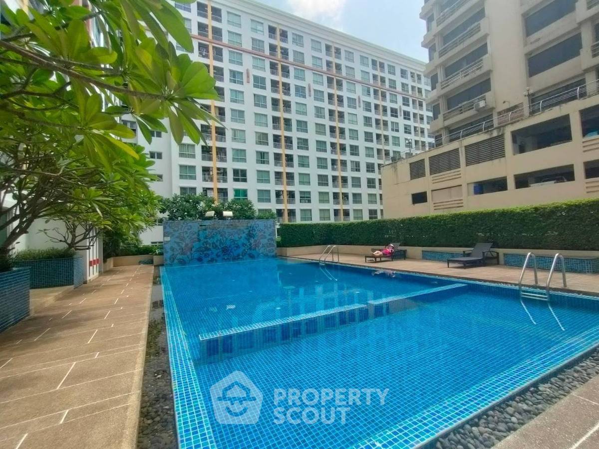 picture 2-BR Condo at Life @ BTS Tha-Phra near BTS Talat Phlu (ID 817619) - 10/27