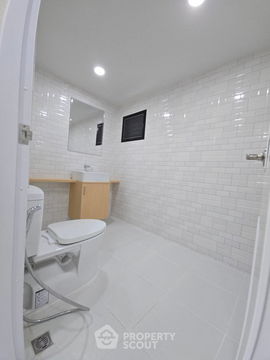 คอนโด 2-ห้องนอน ที่ สาทรแฮปปี้แลนด์ ใกล้ BTS เซนต์หลุยส์ (ID 2256325)