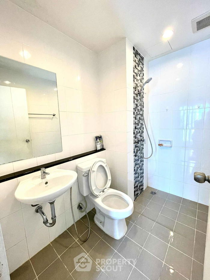 picture 1-BR Condo at Unio Charan 3 near MRT Tha Phra (ID 2256097) - 11/11