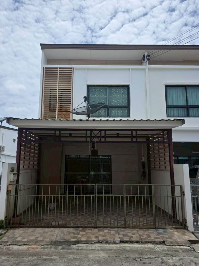 picture Townhome For rent @Samutprakarn - 1/43