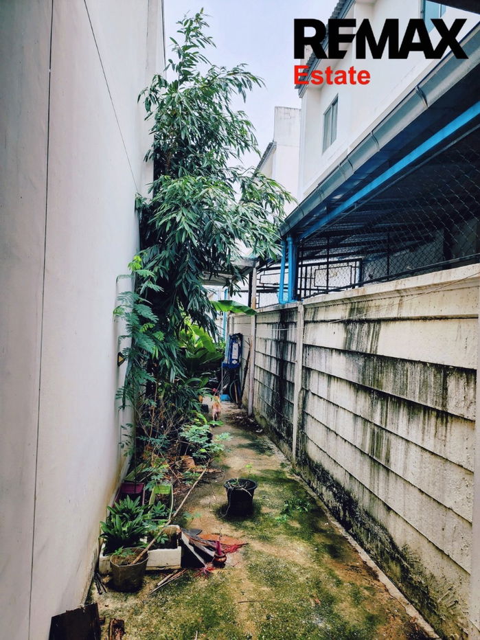 picture Urgent Sale! 2-Storey Townhouse, V Village 1 Special Price Only 1.45 Million Baht  Below Appraisal Value - 9/14