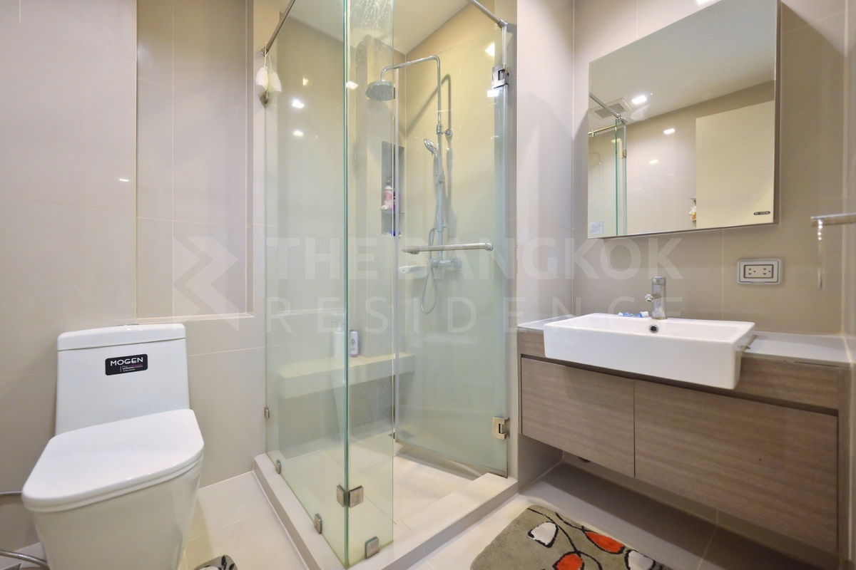 picture Quinn Condo Ratchada 💫 Available unit, ready to move in  ✨ Near MRT Sutthisan - 8/9