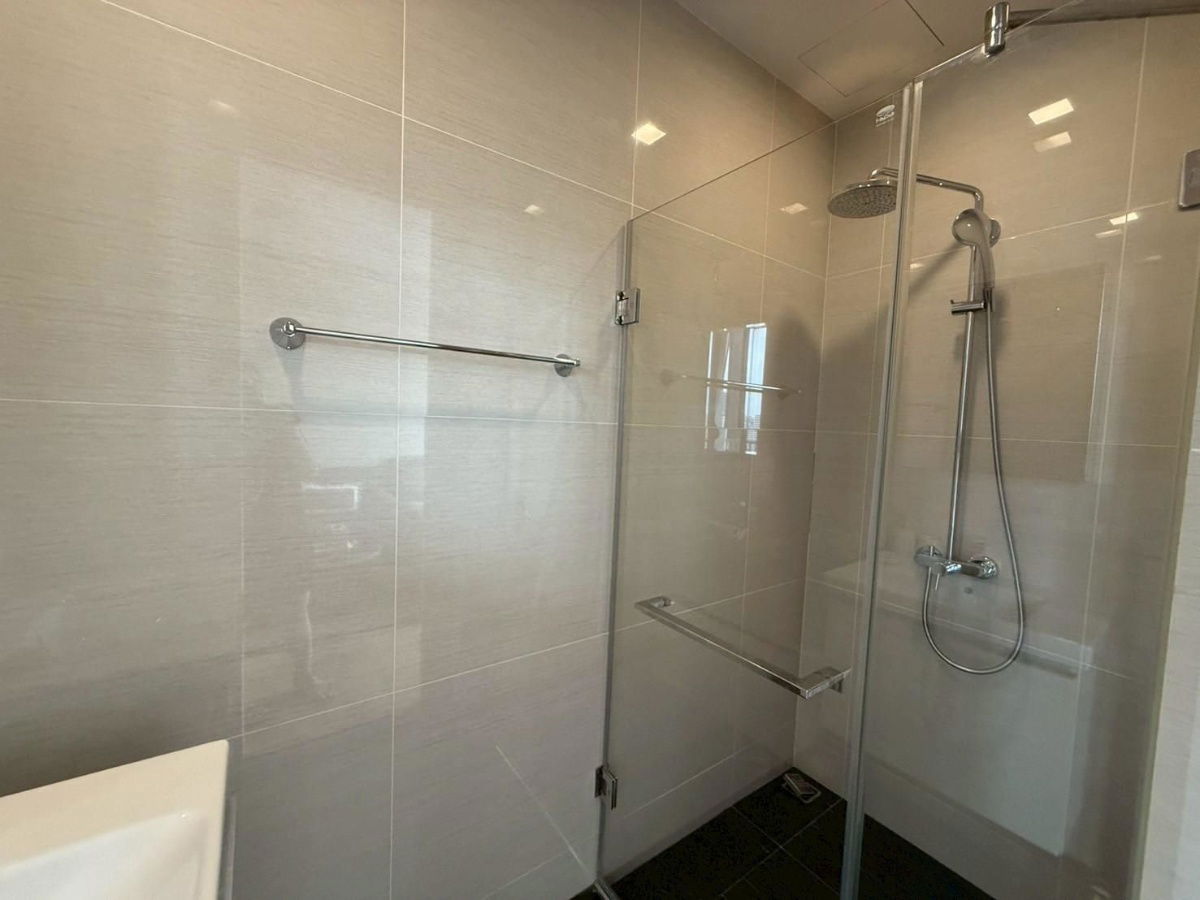 picture Condo for Rent :  Park 24 (BTS Phrom Phong)(Rt-01) - 19/24