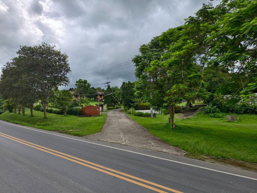 picture Large Plot of Land with Resort Business in the Heart of Nature, Mae Chan District, Chiang Rai Land Area: 22 Rai, 1 Ngan, 52.5 Square Wah - 2/15