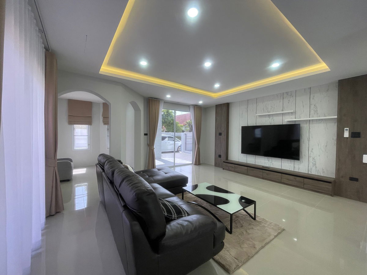 picture Private pool villa 3 bedroom for rent  - 2/18