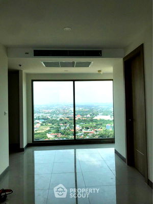 Condos for sale : 2-BR Condo at The Riviera Jomtien close to Jomtien Beach (ID 1530492)