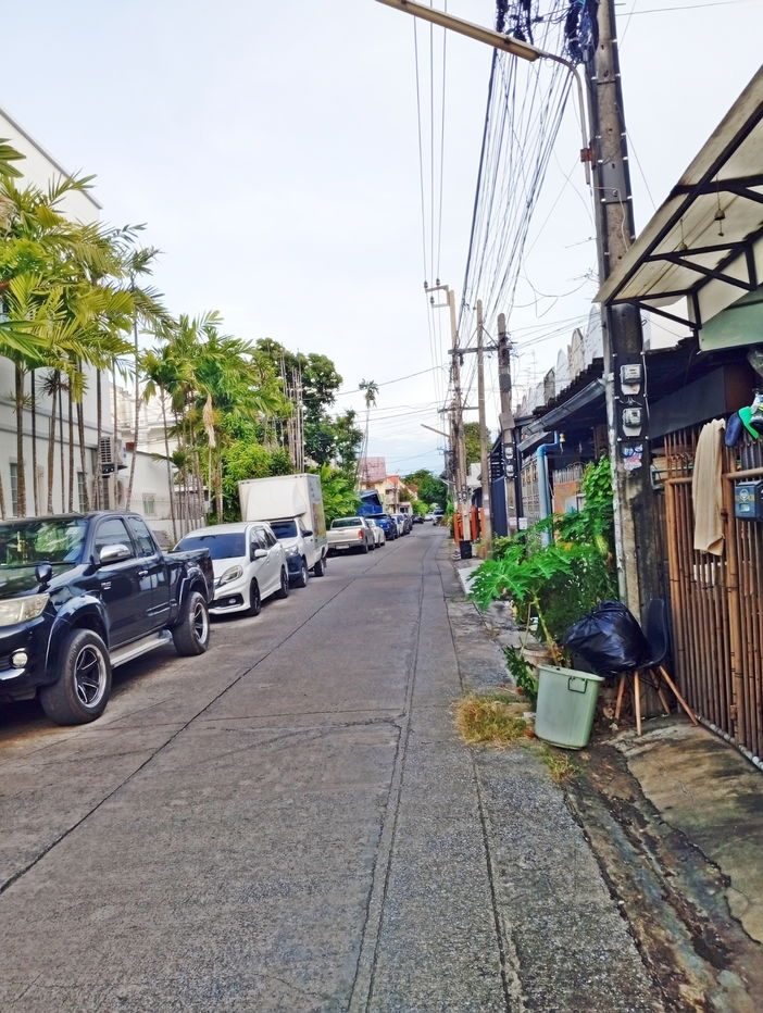 picture Sale House and townhouse for sale in Bueng Kum District, Bangkok - 2/3