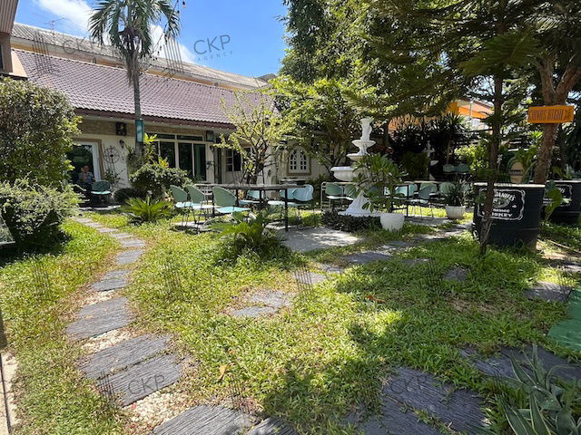 picture For rent Spacious House with Land (192 Sq. Wah)  – Soi Suan Phak, Near Central WestVille, Ratchaphruek Road | Convenient Access via Multiple Routes - 2/11
