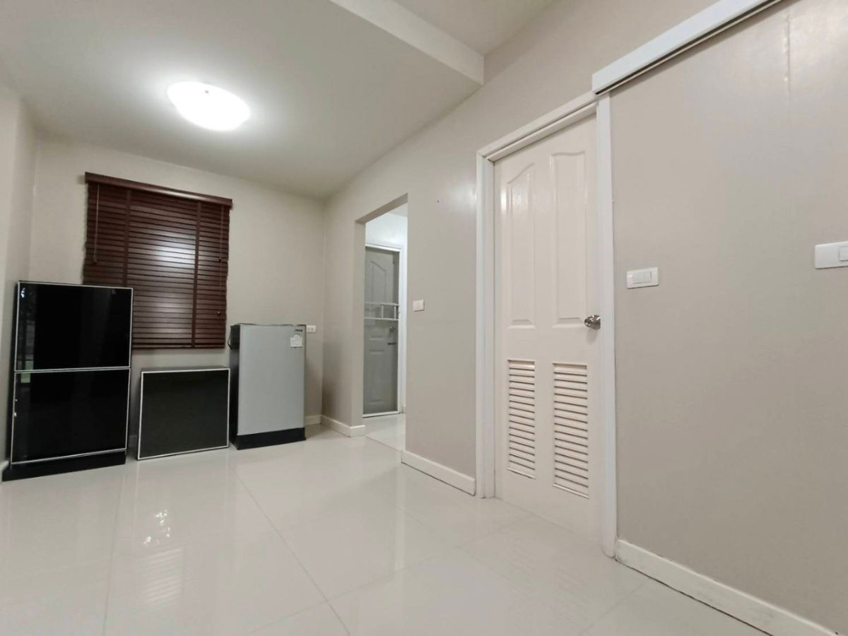 picture Urgent Sale! 2-Storey Corner House – Prime Location, Watcharaphon – Outer Ring Road - 11/15