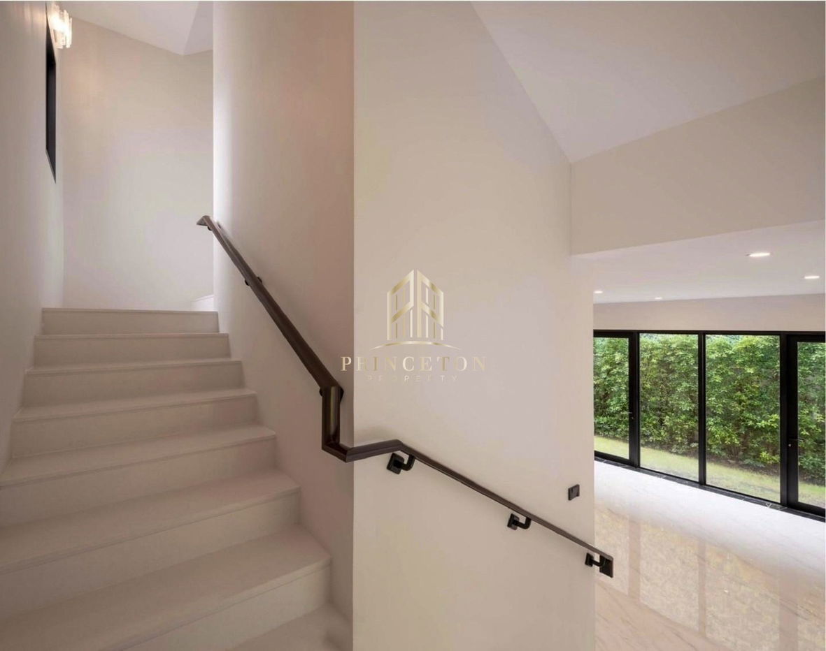 picture Luxury House For Sale Cinq Royal Krungthep Kreetha - 25/41