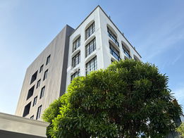 รูป Penthouse Condominium 2 - รูปที่ 3/9