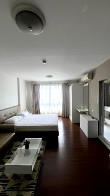 Condos for rent Chiang Mai : Urgently available room at D Condo Campus Resort, near Chiang Mai University, 10000 baht. Tel. 098-9690236