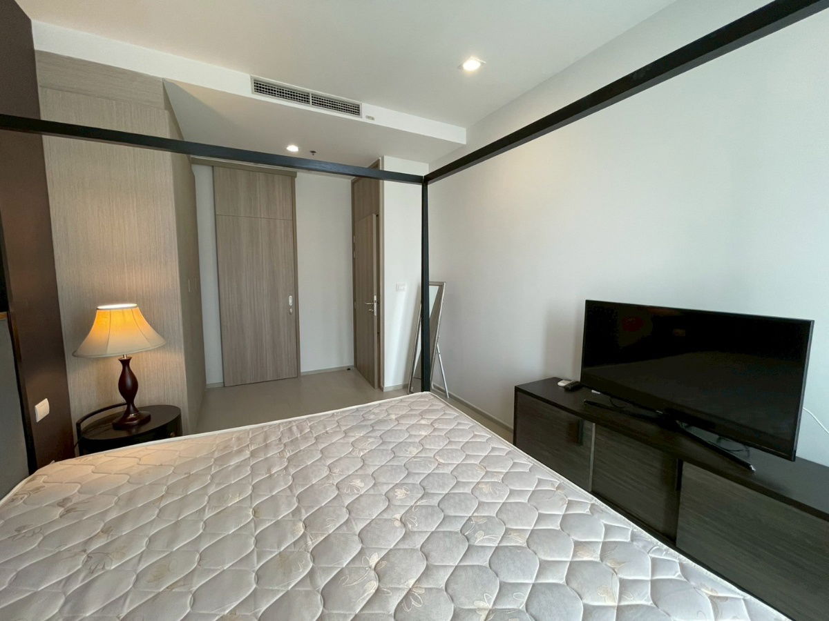 picture For Sale: Noble Ploenchit, Exclusive Private Lift, Spacious 1-Bed 55sqm, High Floor, Direct Skywalk to BTS Ploenchit - 7/12