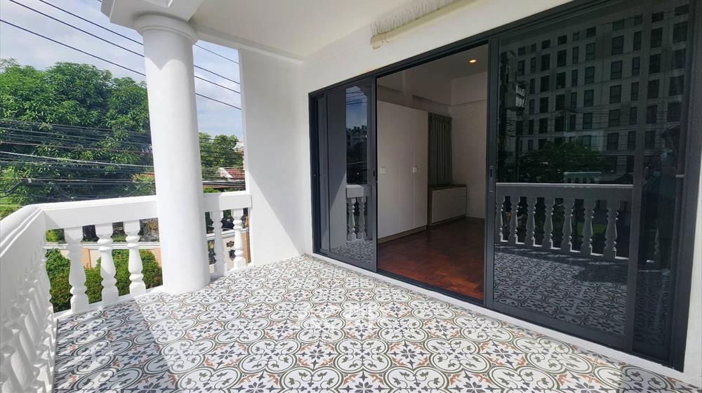 picture Townhouse for rent, newly renovated, Sirikam, Sukhumvit 72, good location, only 500 meters from BTS  - 19/19