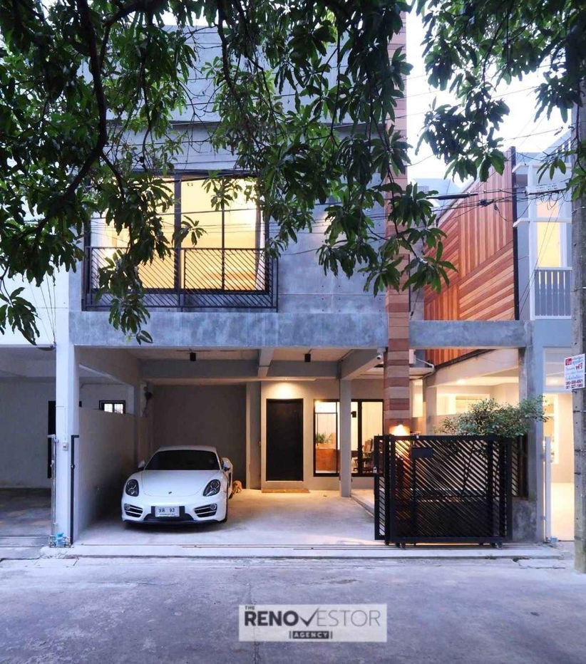 picture For Sale / – Modern Loft Home in Sukhumvit 49 — Fully Renovated & Move-in Ready✨ - 1/14