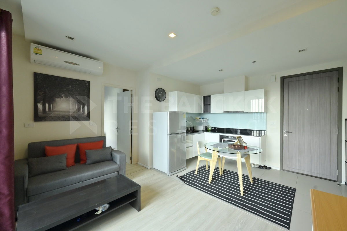 picture Quinn Condo Ratchada 💫 Available unit, ready to move in  ✨ Near MRT Sutthisan - 2/9