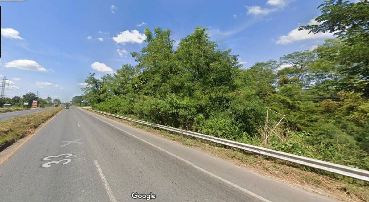 picture Land for sale... near Sahapat Kabin Buri Airport, lower than appraised price, on Suwannason Road , area 8-2-69 rai - 3/5