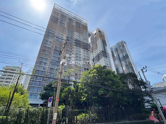 Park Origin Phrom Phong