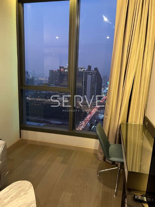 picture Luxury Style 2 Beds  with Bathtub Super High Fl. Unit at Asoke - Phetchaburi District MRT Phetchaburi @ The Esse at Singha Complex - 9/10