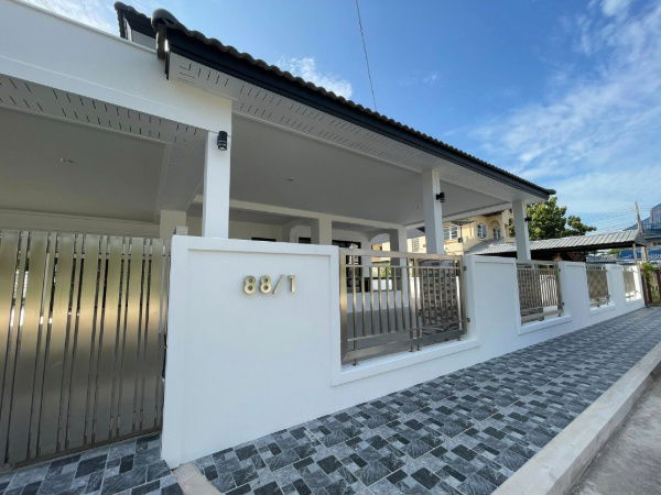 picture UK06-061 🏡 2.5-storey detached house for rent - near Bangsaen Beach 💰 Rental price: 32,000 baht/month - 11/23