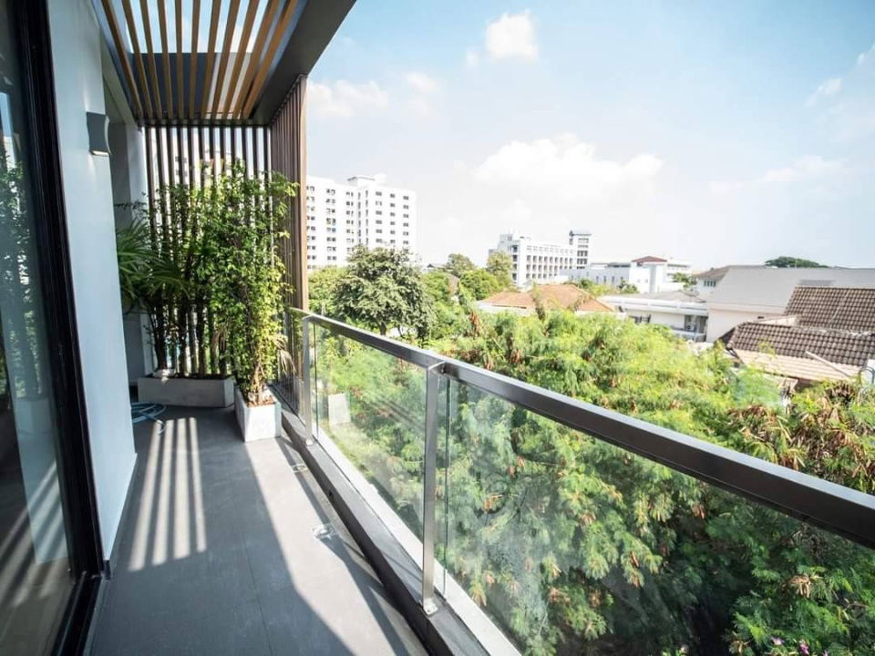 รูป ขายบ้านเดี่ยวสุขุมวิท71 ปรีดีพนมยงค์26 121ตร.ว แปลงมุม 4ห้องนอน บ้านพร้อมสระ ร่มรื่นมีสวน ใกล้ BTSพระโขนง โรงเรียนนานาชาติ Sukhumvit 087-9074045 - รูปที่ 17/18