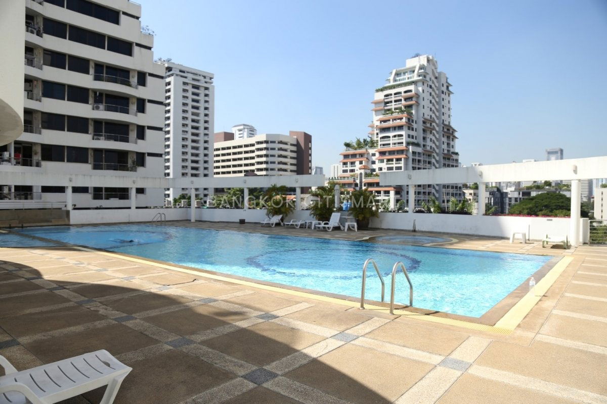 รูป ขายคอนโด 120 ตรม. เฟอร์นิเจอร์ครบ Supalai Place สุขุมวิท 39 ใกล้ BTS พร้อมพงษ์ เขตวัฒนา กรุงเทพ - รูปที่ 9/10