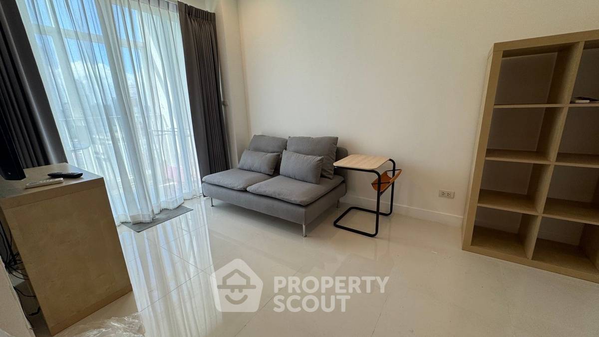 picture 2-BR Condo at Ideo Verve Sukhumvit near BTS On Nut (ID 2253713) - 1/7
