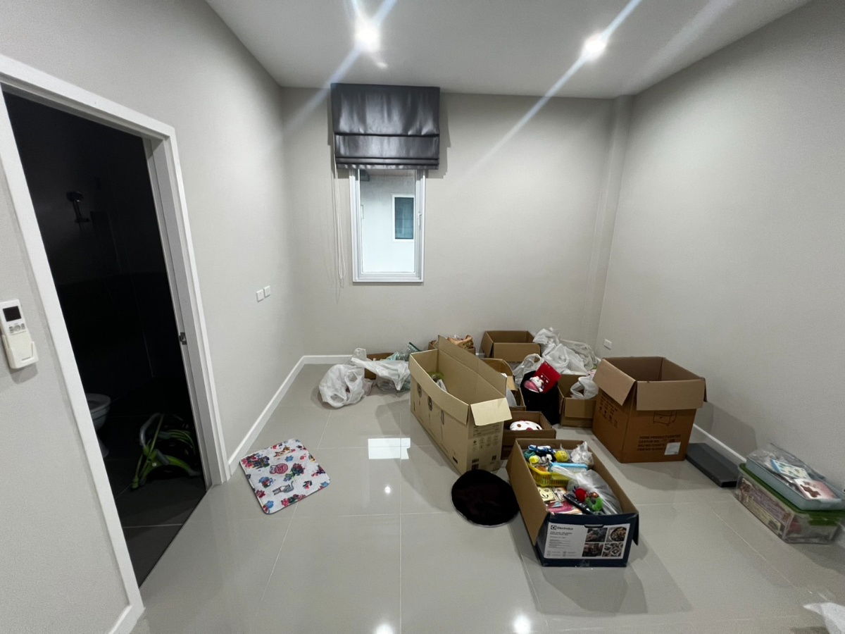 รูป ขายบ้านเดี่ยว 2 ชั้น หมู่บ้านดิ เอ็กซ์เทนโซ เลียบวารี - รูปที่ 10/18