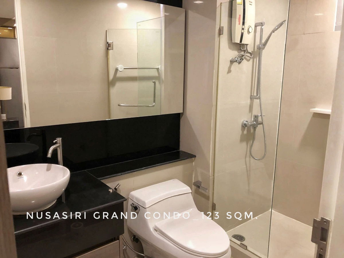 รูป For RENT-newly renovated 2 bedrooms at Nusasiri Grand easy access to BTS Ekkamai opposite Gateway Ekamai, Major Cineplex Sukhumvit  - รูปที่ 7/8