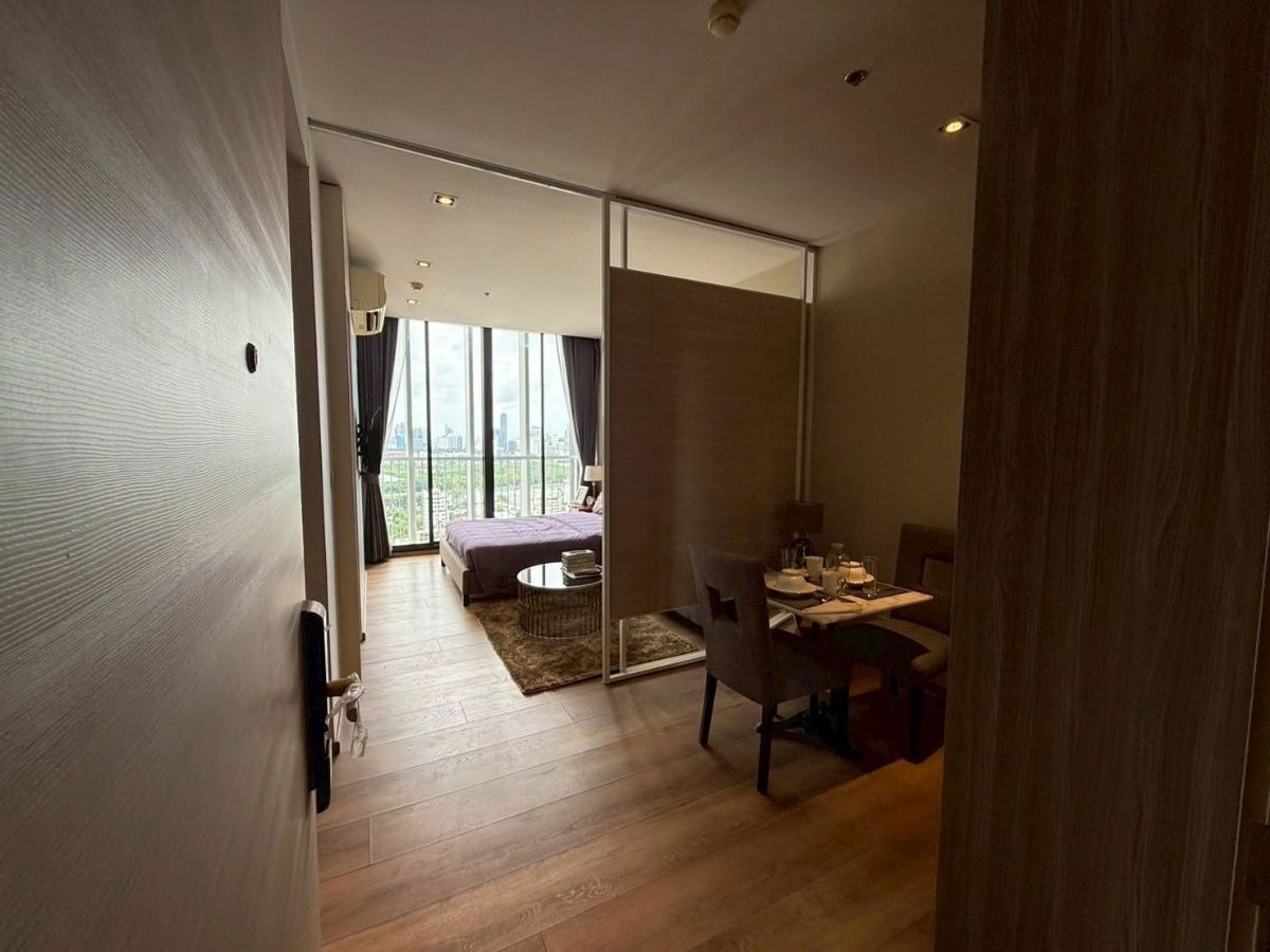 picture Condo for Rent :  Park 24 (BTS Phrom Phong)(Rt-01) - 7/24
