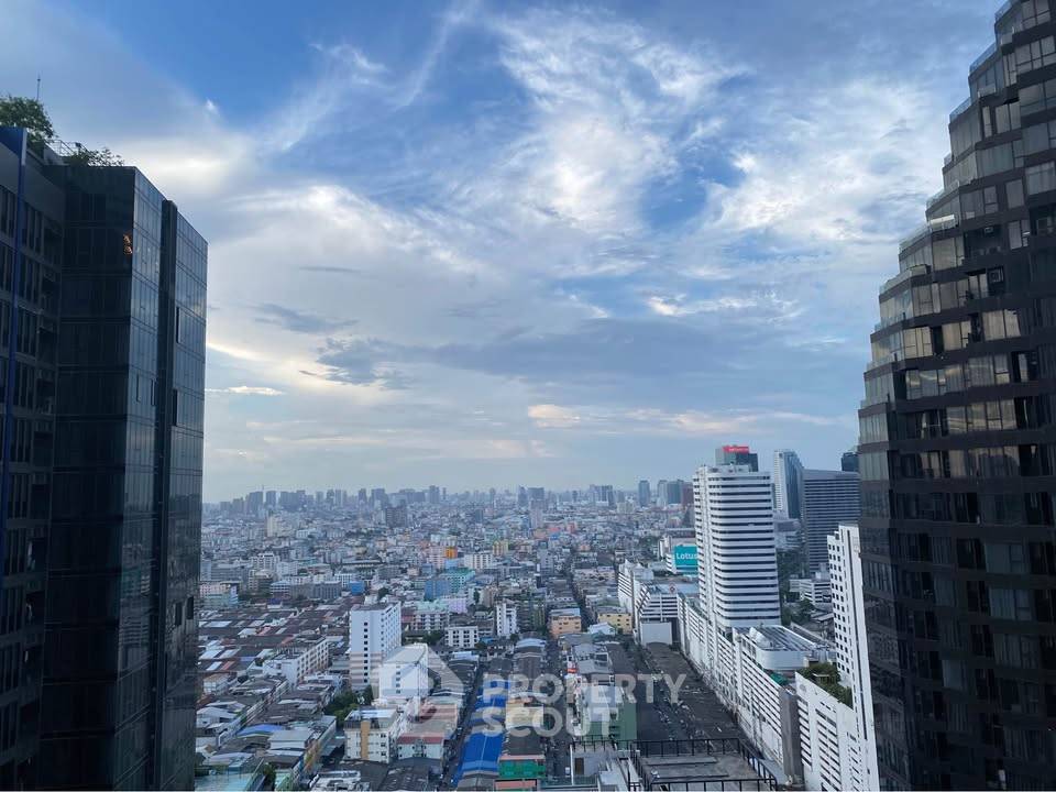 picture Studio Condo at Life Asoke - Rama 9 near MRT Phra Ram 9 (ID 2254811) - 10/10