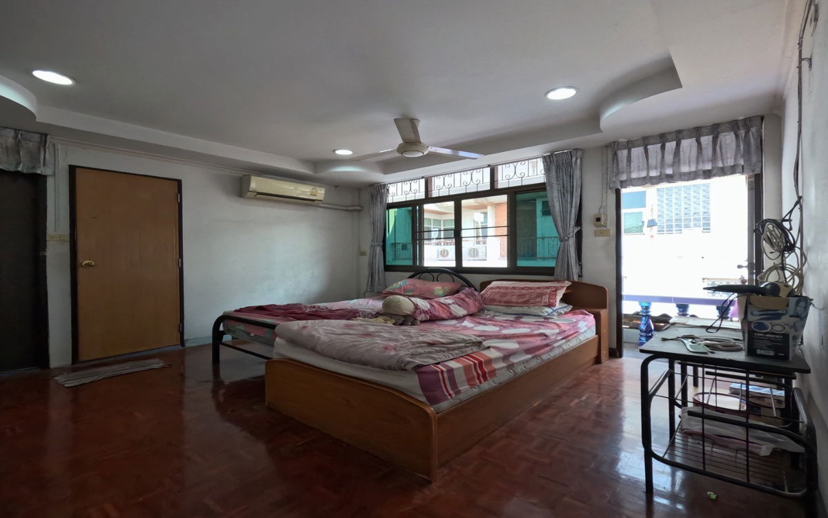 รูป ขายบ้านเดี่ยว เคหะทอง ซอยเพชรเกษม3 ใจกลางเมืองทำเลดี ราคาสุดคุ้ม เนื้อที่ใช้สอยร่วม 600ตรม. - รูปที่ 25/25