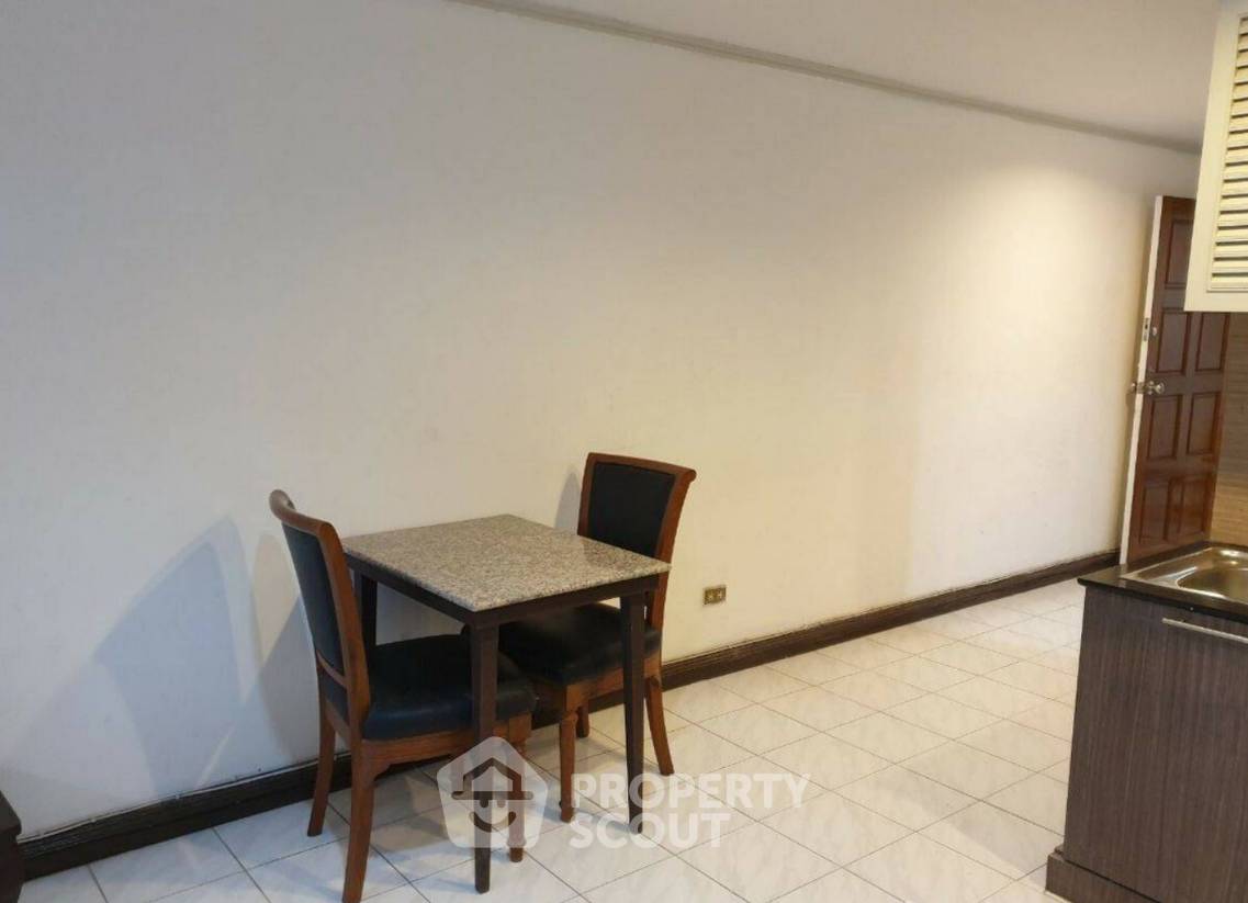 รูป คอนโด 1-ห้องนอน ที่ ไดมอนด์ ทาวเวอร์ คอนโดมิเนียม ใกล้ BTS ช่องนนทรี (ID 2256030) - รูปที่ 7/9