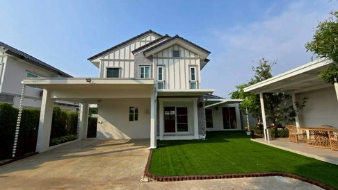 🏡👍 For rent: Villagio 3 Srinakarin-Bangna, corner detached house with garden frontage.