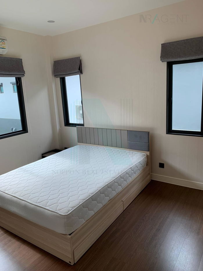 picture For Rent 2-story House SETTHASIRI KRUNGTHEP KREETHA 4 bedroom 3 bathroom - 6/8