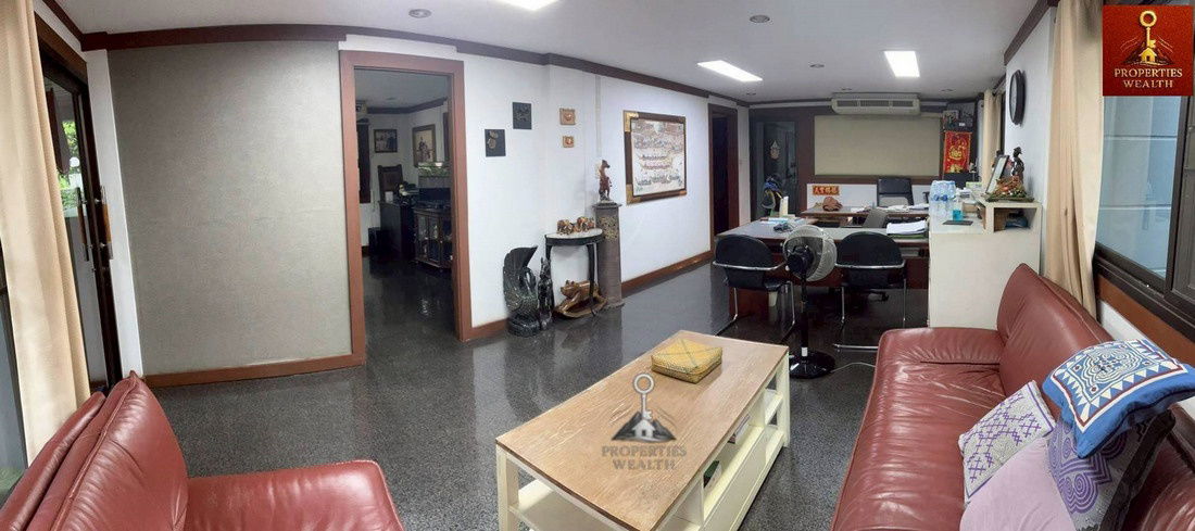 picture Call : 098-885-4878 Home office, Single house, Store building, Soi Lat Phrao 101, Bang Kapi, Ready to move in - 7/14