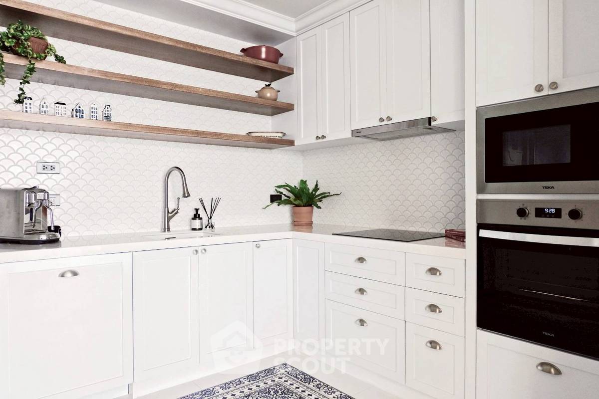 picture 4-BR Condo at Athenee Residence near BTS Phloen Chit (ID 2237331) - 18/20