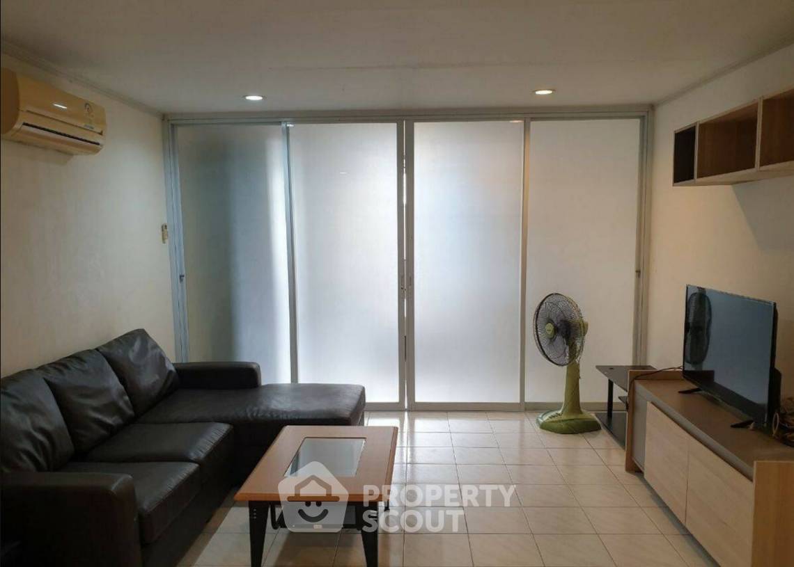 รูป คอนโด 1-ห้องนอน ที่ ไดมอนด์ ทาวเวอร์ คอนโดมิเนียม ใกล้ BTS ช่องนนทรี (ID 2256030) - รูปที่ 8/9