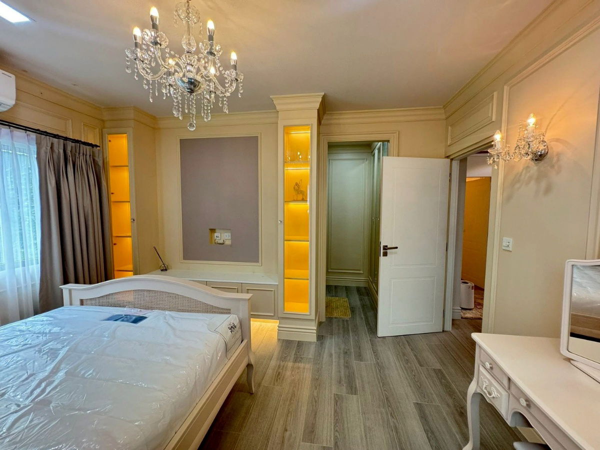 picture ♦ Luxury Style ♦ 2-storey detached house 62.00 sq.w. 184.00 sq.m. | 3 bedrooms 4 bathrooms | Near VERSO International School 12 minutes - 16/19