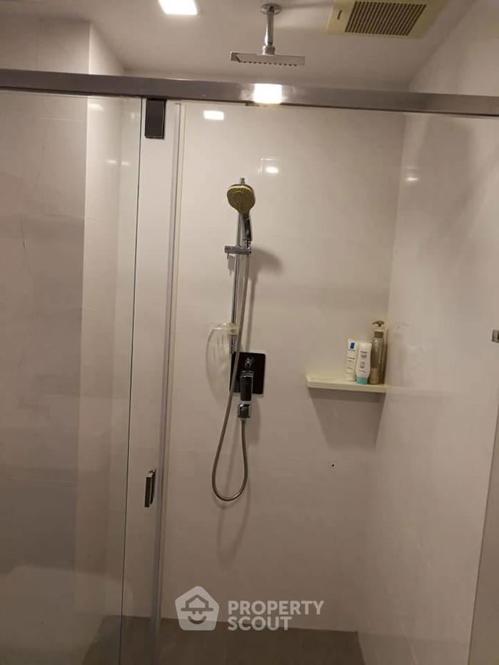 picture 1-BR Condo at The Room Sukhumvit 40 near BTS Thong Lor (ID 382044) - 7/7