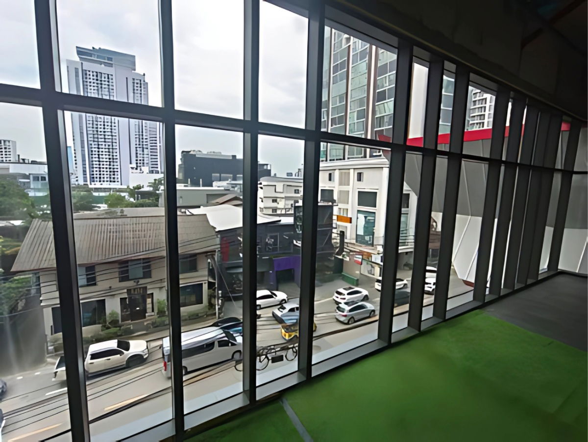picture ✨ Premium Retail Space for Rent in the Heart of Thonglor–Ekkamai (Owner Post) 📍 Unit 313 | 3rd Floor | Donki Mall Thonglor - 5/9