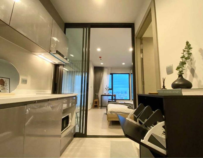 picture CD052 For Rent – Life Asoke - Rama 9 | High Floor, Large Studio with Closed Kitchen, 3 Mins to MRT Rama 9 - 15/20