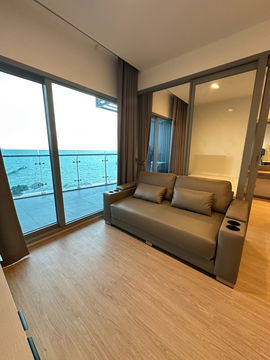 ✨ ให้เช่า The Symphony Condo Bangpra–Sriracha ✨   คอนโดหรู วิวทะเล ระเบียงกว้าง โลเคชั่นดีที่สุด!